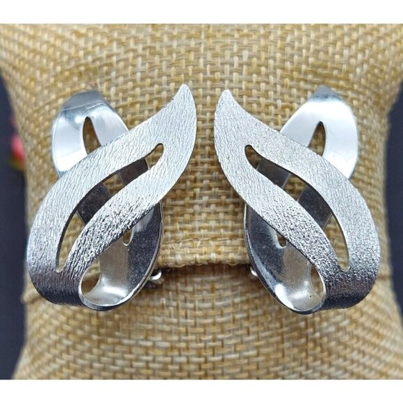 Vintage Sarah Coventry Demi Parure Brooch & Clip Earrings Set Silver Tone - Picture 7 of 9